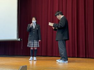 朝礼で新体操🤸‍♀️と女子ソフトテニス部🎾表彰！！