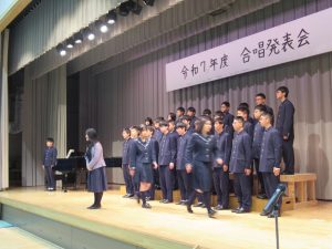【中学】合唱発表会を行ないました♪
